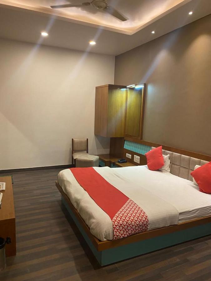 Ayodhya Hotel Raghupati מראה חיצוני תמונה