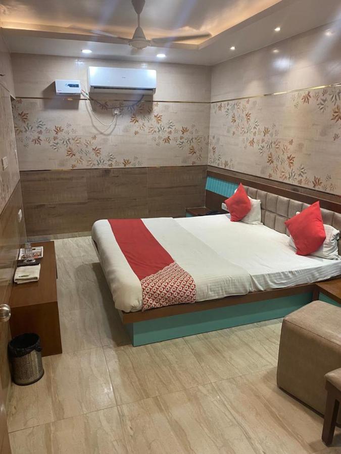 Ayodhya Hotel Raghupati מראה חיצוני תמונה
